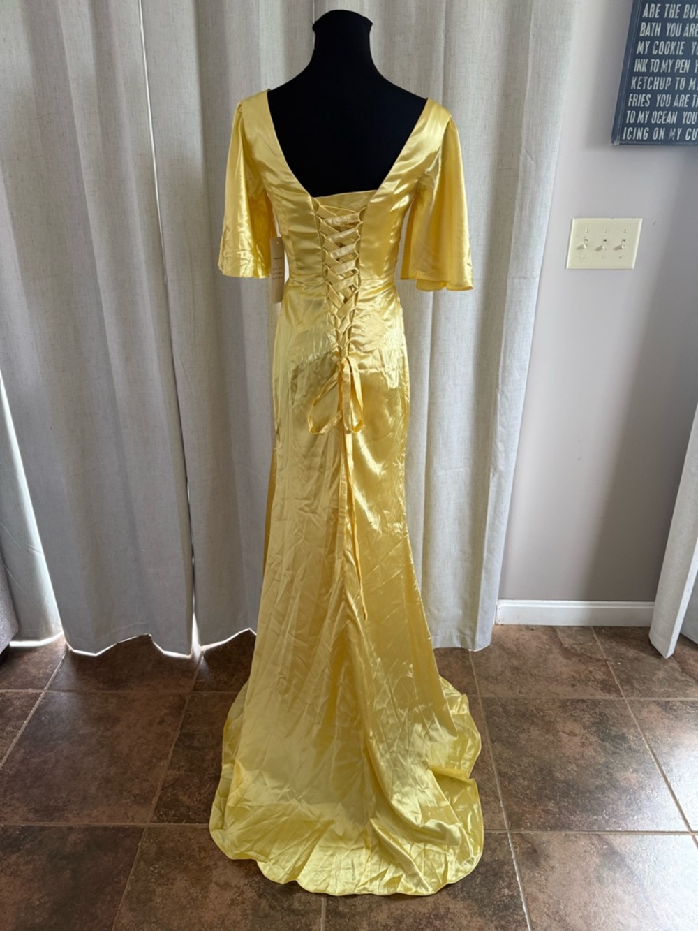 Beautiful Yellow Prom/Formal Dress Size 0 NWT - Picture 2 of 6